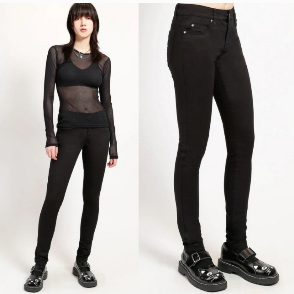 Tripp NYC Black Skinny Junior Jeans. Size 14T.